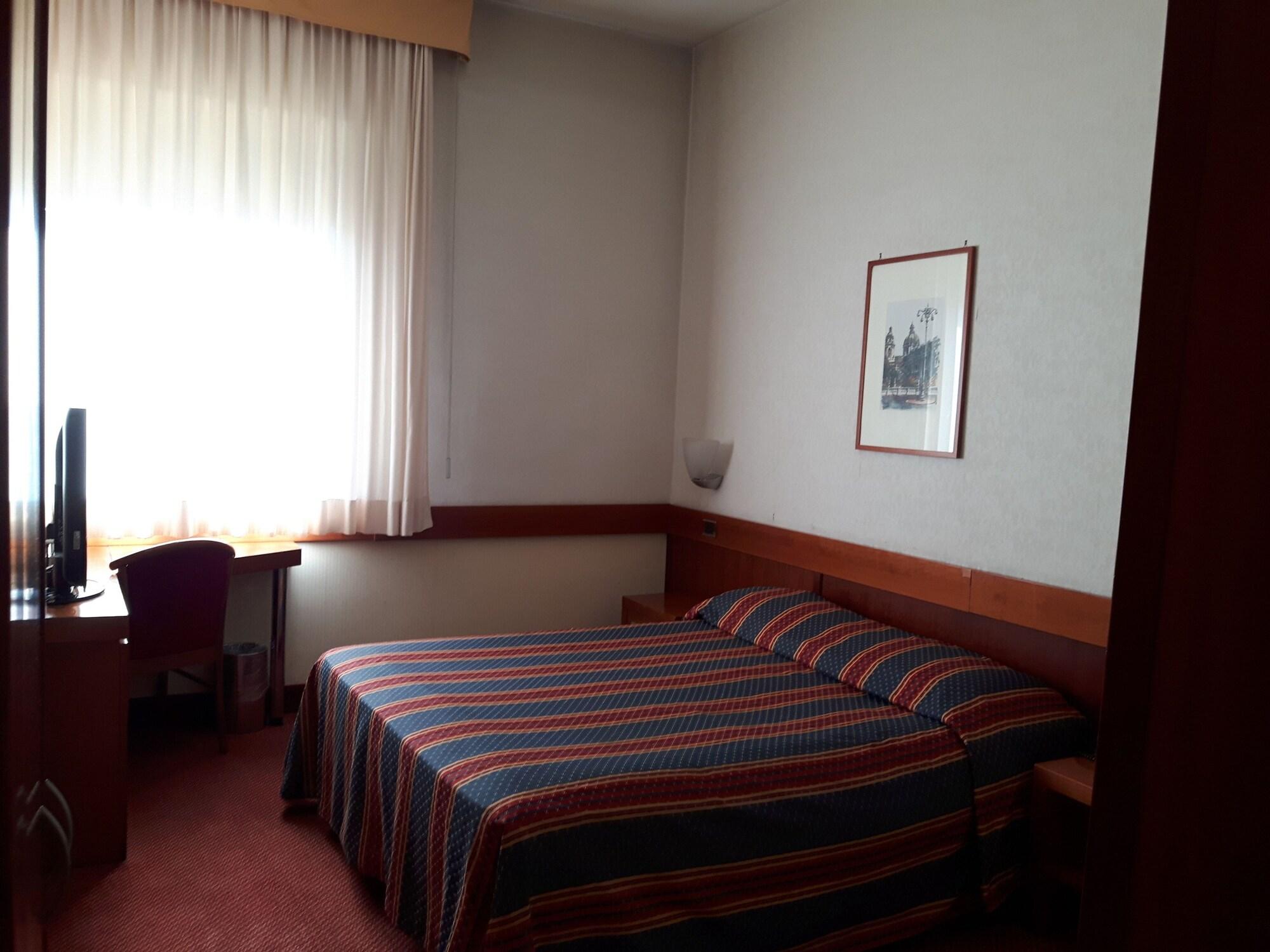 Hotel Catania Ognina Exterior photo